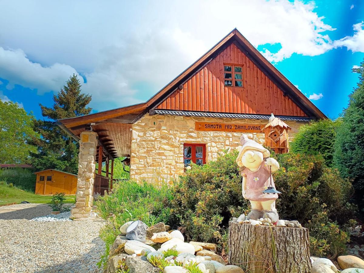 Kamenný Újezd Chalet D' Amour מראה חיצוני תמונה